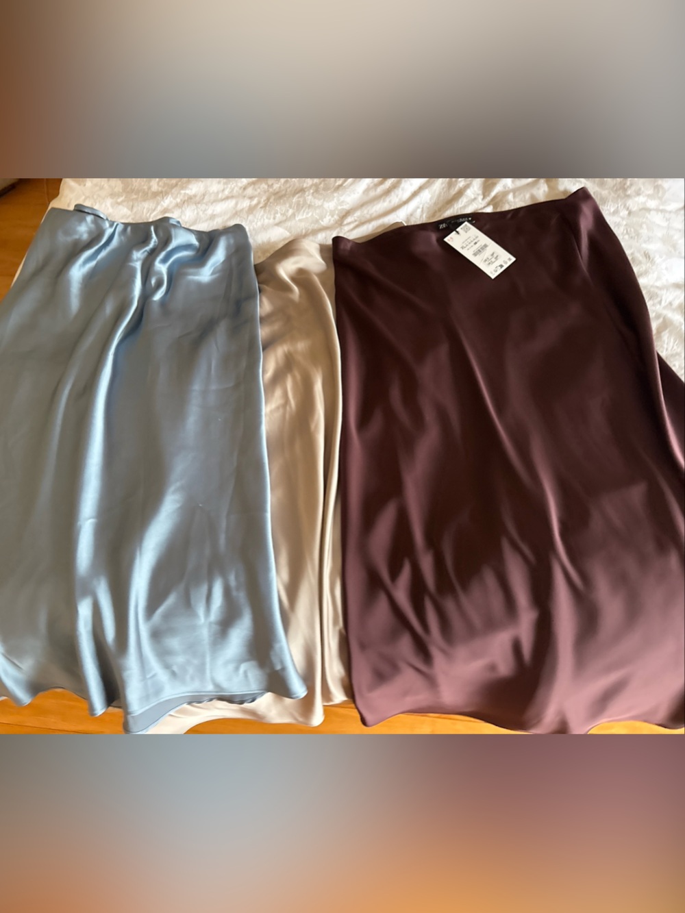 Zara satin 3 skirts burgundy, beige and blue xl